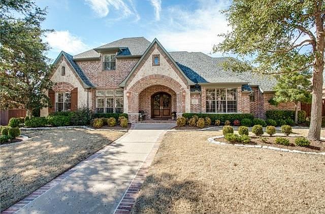 1st image of 905 Twin Creeks Dr