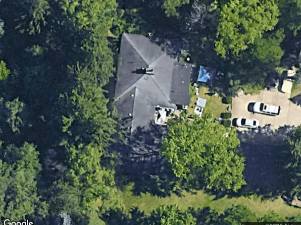 236 Four Mile Rd NW, Comstock Park, MI 49321