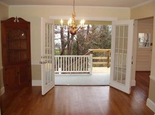 2 Cleveland Rd, Wellesley, MA 02481