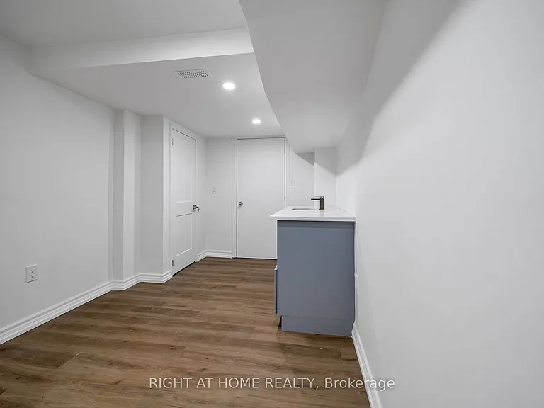 49 Priory Dr #BASEMENT — Photo 5