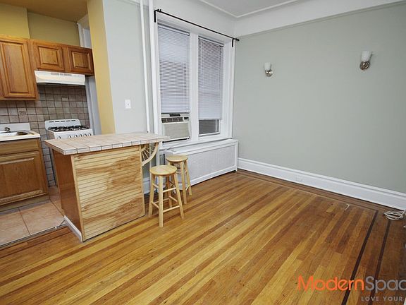 2nd image of 3164 30th St APT 11