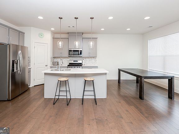 5th image of 7 Steelwood Ct