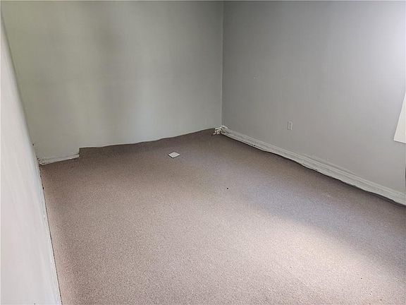 2nd image of 8027 Garfield Ave