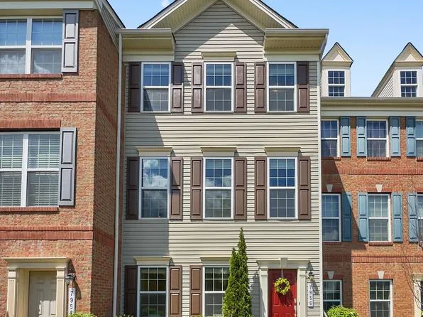 7956 Pettigrew St, Elkridge, MD 21075