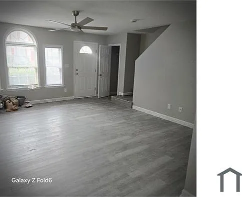 3 bed, 1144 sqft, $1,600 — Photo 2