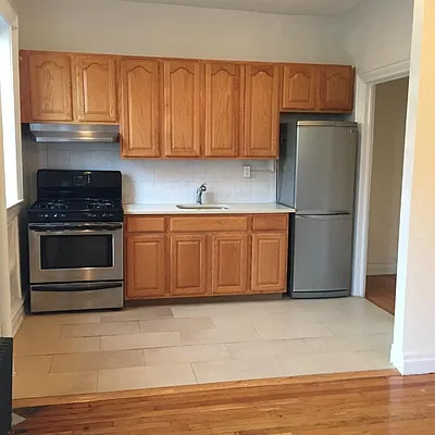 Rented by FirstService Realty (legacy) | media 35