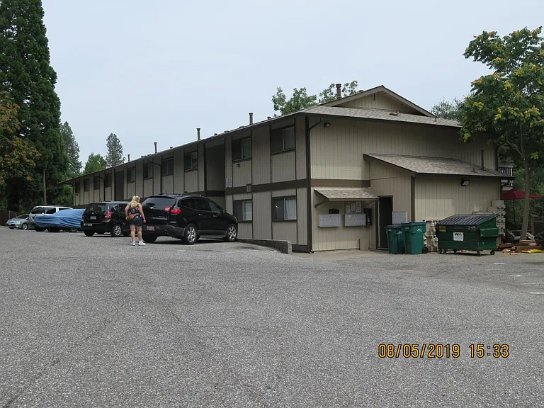 205 Washington St — Photo 1