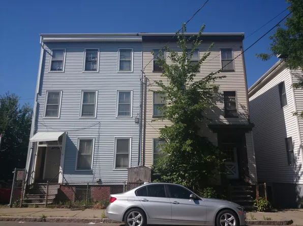 199 W 8th St, South Boston, MA 02127
