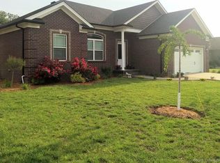 2734 Crescent Hill Dr NE, Corydon, IN 47112