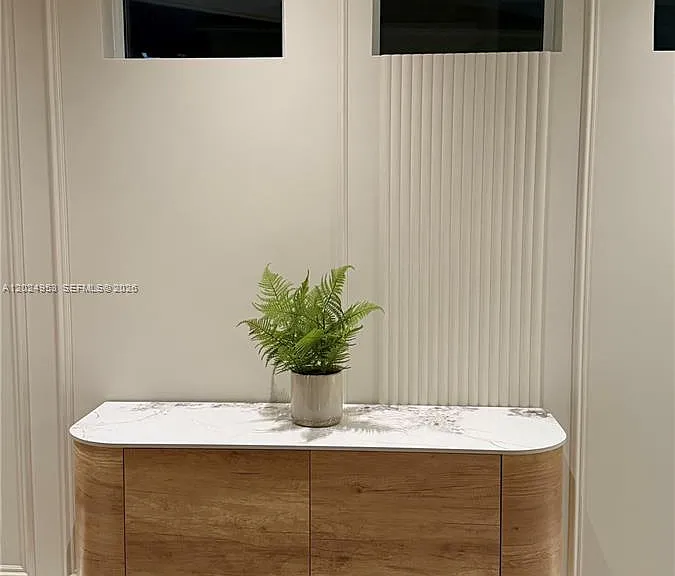 4426 Greenway Dr — Photo 11