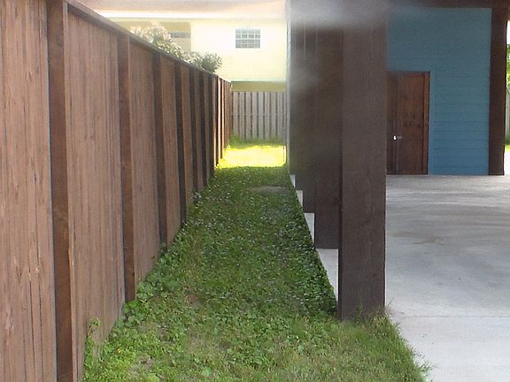3rd image of 661 Dolphin Cir