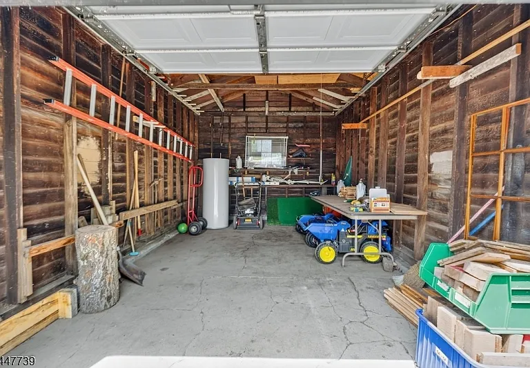 95 Park Ave — Photo 19