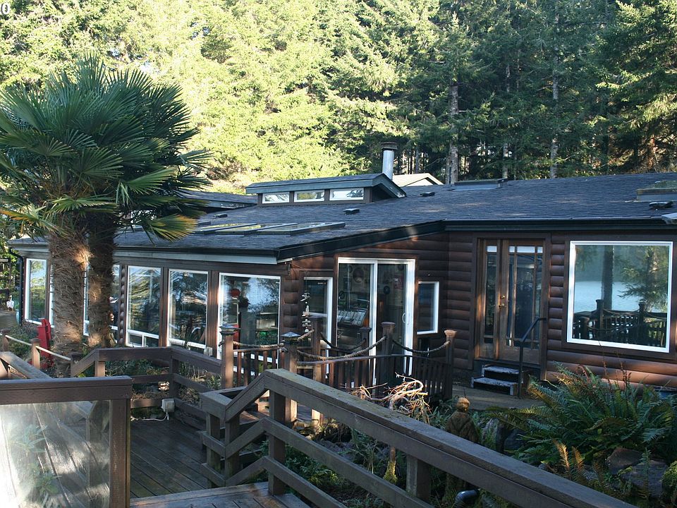 2nd image of 5164 Russell Dr