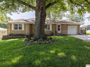 4303 Monroe St, Omaha, NE 68107