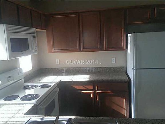3rd image of 2101 Blue Breeze Dr Unit 201