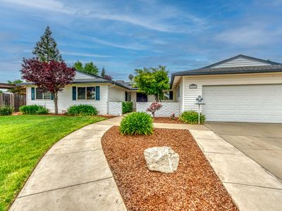1524 Burl Ave, Clovis, CA, 93611
