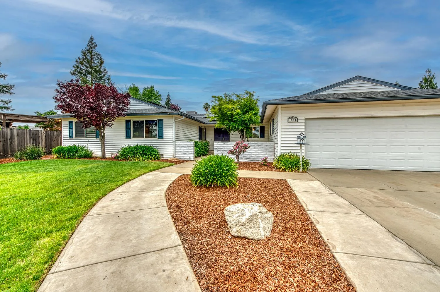 1524 Burl Ave photo 1