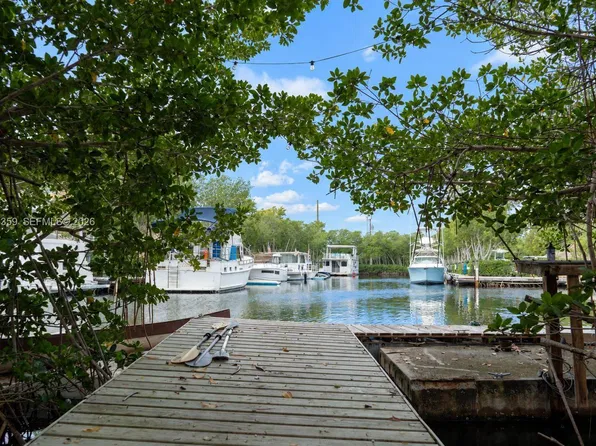350 Hazel St, Key Largo, FL 33037