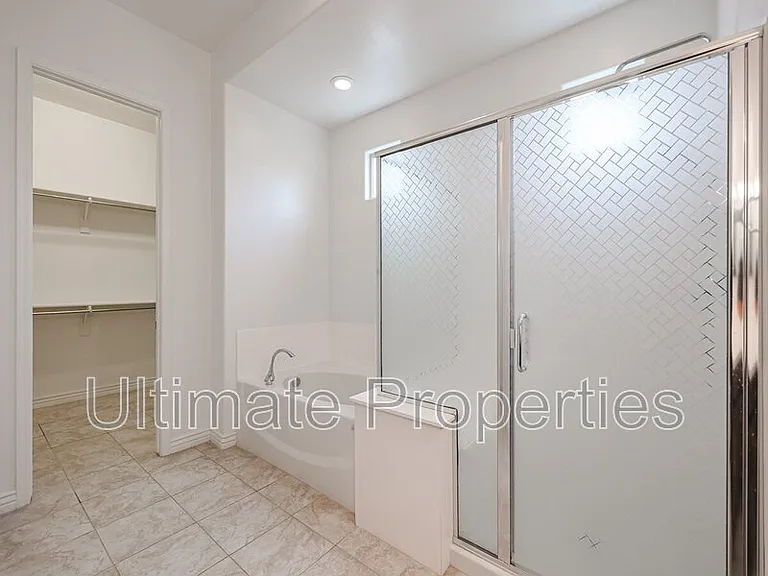 28422 N 131st Dr — Photo 13