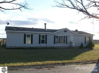 302 W Wallace St, Ashley, MI 48806