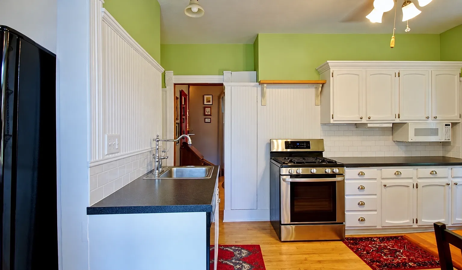 5 bed, 2633 sqft, $3,250 — Photo 3