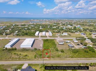 75 Saint Charles Loop W, Rockport, TX 78382