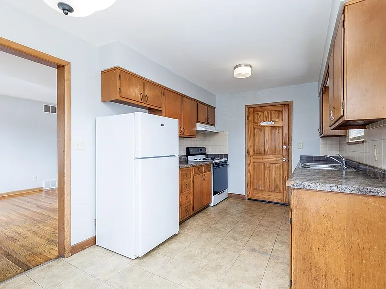 3506 Harrison Ave #3508 — Photo 6