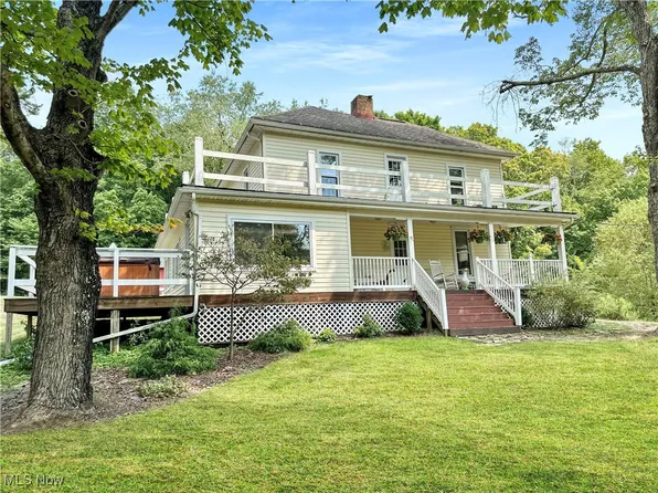 5696 Steubenville Rd SE, Amsterdam, OH 43903