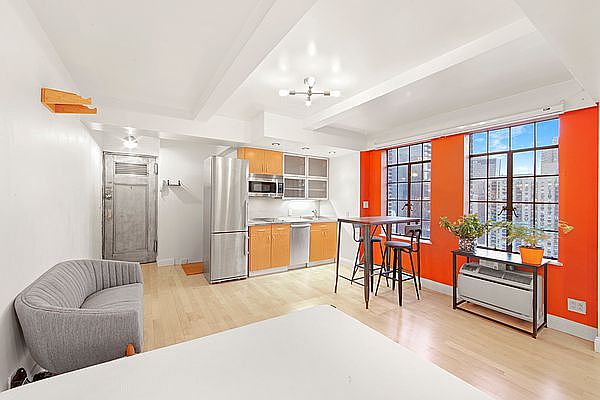1st image of 320 E 42nd St APT 2617
