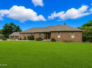 1977 Hammer Ln, Carthage, MO 64836