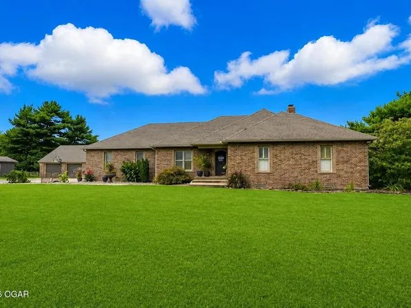 1977 Hammer Ln, Carthage, MO 64836