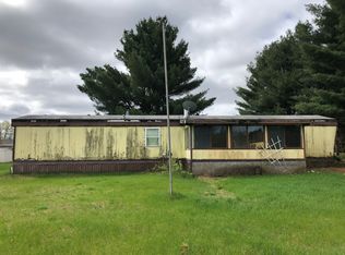 16071 W Howard City Edmore Rd, Howard City, MI 49329