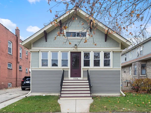 7706 Monroe St, Forest Park, IL 60130