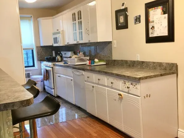 226-26 Union Tpke #4P, Queens, NY 11364