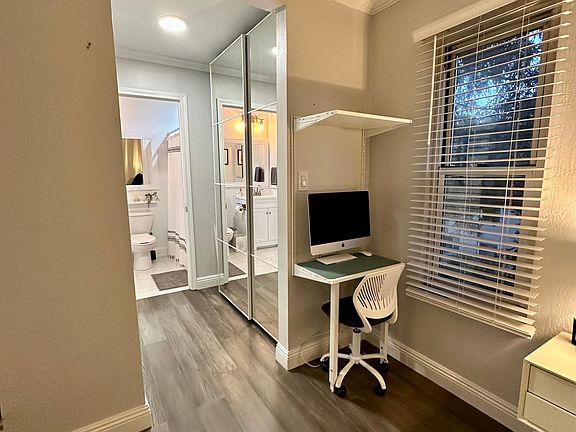 4th image of 405 Piccadilly Pl APT 1