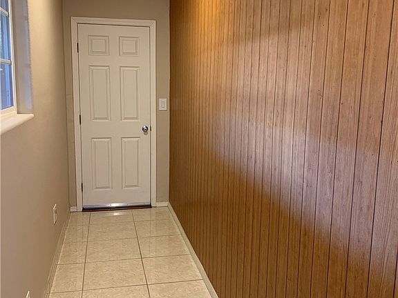 2nd image of 20903 Avenue San Luis