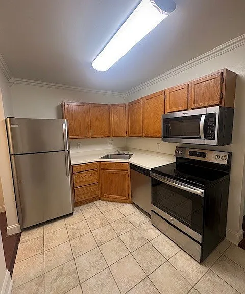 Hickory Hills Condominiums — Photo 23