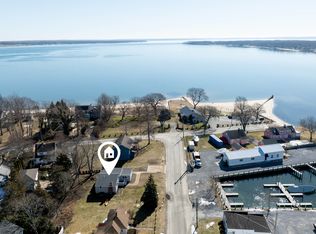 2845 Hobart Rd, Southold, NY 11971