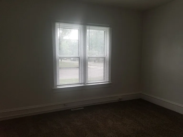 1702 Norwood St — Photo 11