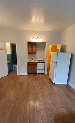 Rented by Midbrook Realty, LLC | media 16