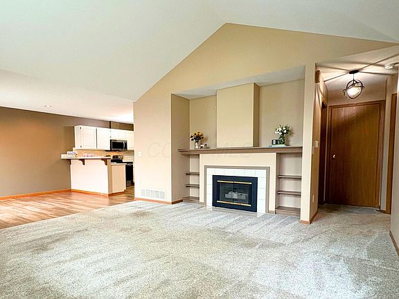 4th image of 7837 Farmsbury Dr