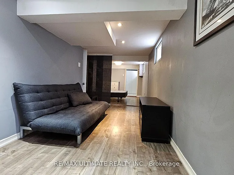 16 Failsworth Ave #BASEMENT — Photo 8