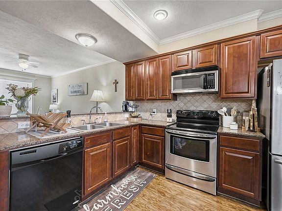 4th image of 1000 Spring Loop APT 1207