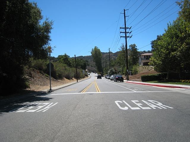 2nd image of 3903 Coral Pl