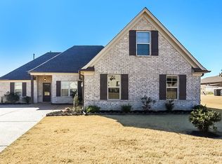 2583 Molly Ln, Southaven, MS 38672