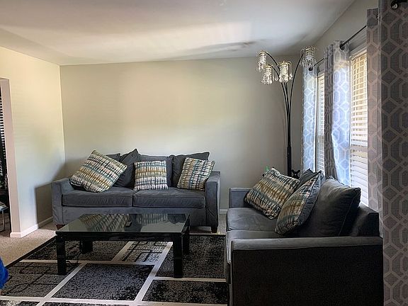4th image of 4112 Wallingford Ln