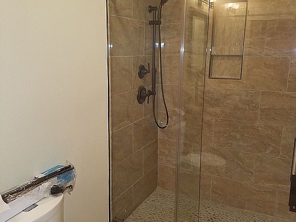 4th image of 7120 Olympic Dr