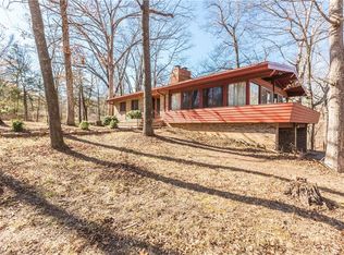 18821 Shoreline Way, Fayetteville, AR 72703