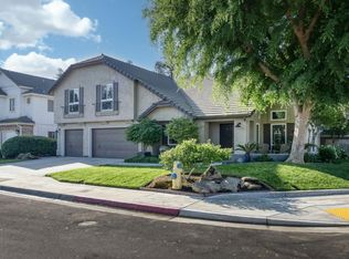 1124 Oak Ave, Clovis, CA 93611