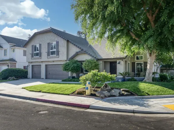 1124 Oak Ave, Clovis, CA 93611